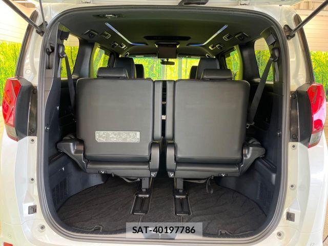 Toyota ALPHARD 2018-01 7325418-11