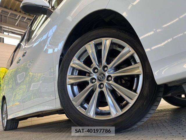 Toyota ALPHARD 2018-01 7325418-12