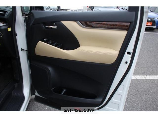 Toyota ALPHARD 2021-03 7325417-11