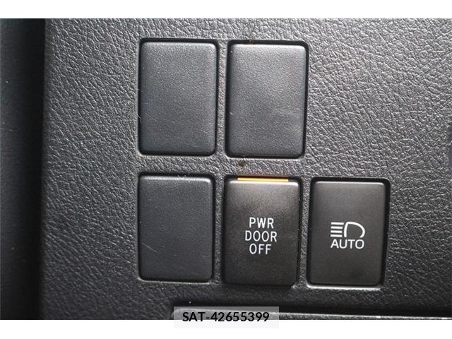 Toyota ALPHARD 2021-03 7325417-19