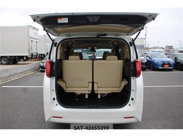 Toyota ALPHARD 2021-03 7325417-26