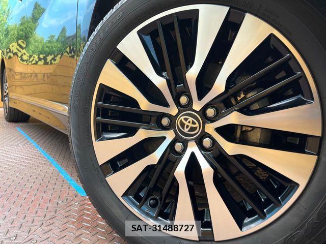 Toyota ALPHARD 2021-01 7356661-13