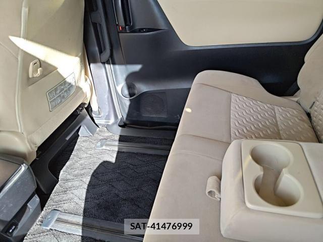 Toyota ALPHARD 2015-06 7356685-22