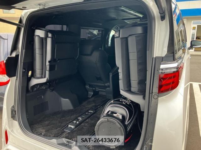 Toyota ALPHARD 2023-09 7356629-7