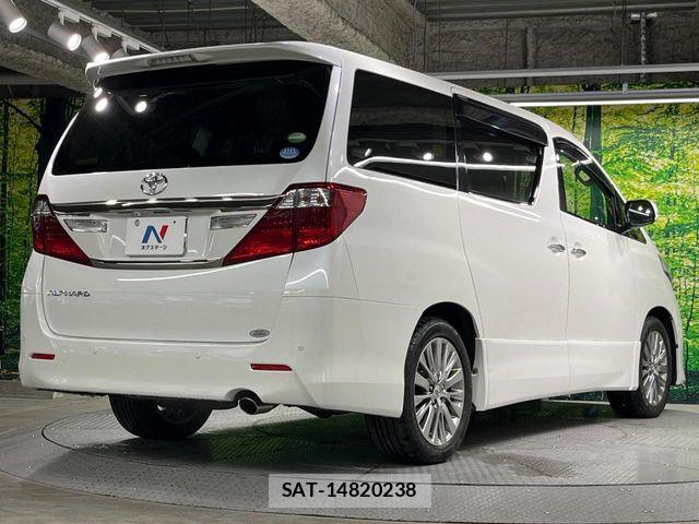 Toyota ALPHARD 2013-07 7356687-17