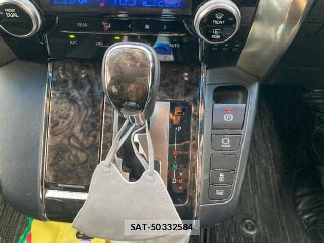 Toyota ALPHARD 2021-07 7356666-19