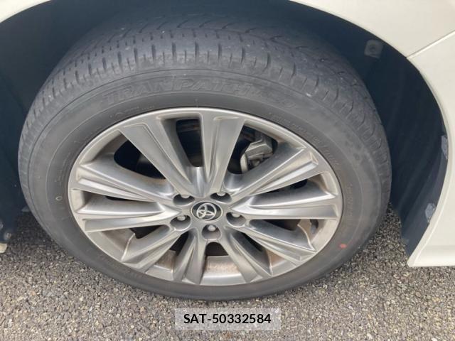 Toyota ALPHARD 2021-07 7356666-26