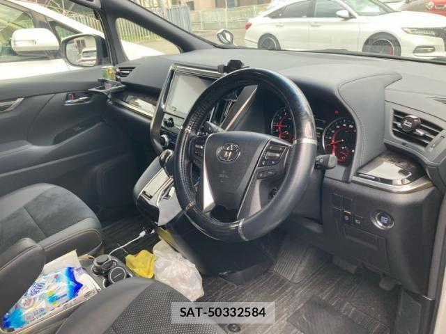 Toyota ALPHARD 2021-07 7356666-4