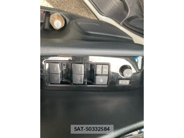 Toyota ALPHARD 2021-07 7356666-8