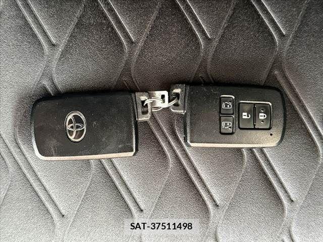 Toyota ALPHARD 2019-02 7356676-29