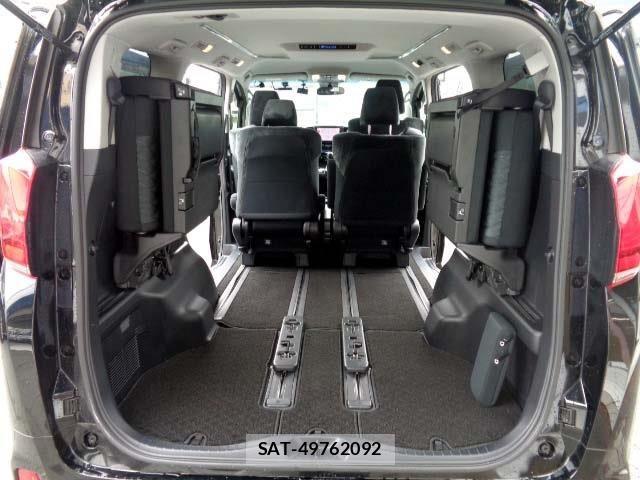 Toyota ALPHARD 2021-05 7356670-17