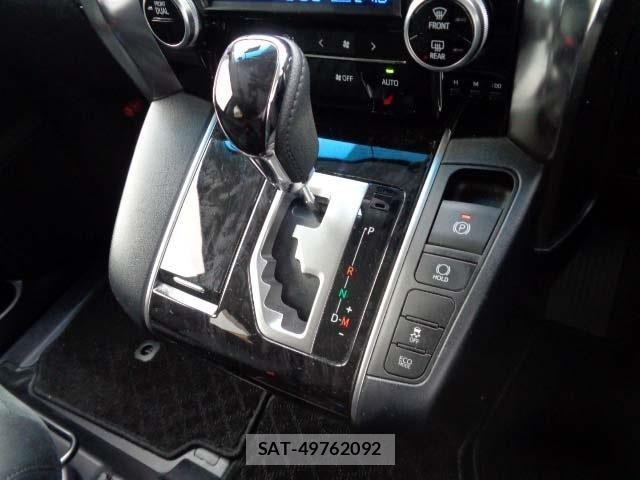 Toyota ALPHARD 2021-05 7356670-8