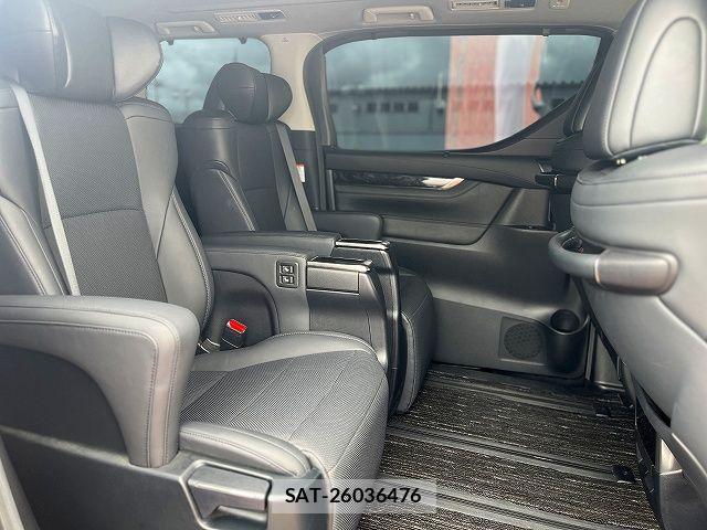 Toyota ALPHARD 2021-04 7356668-9
