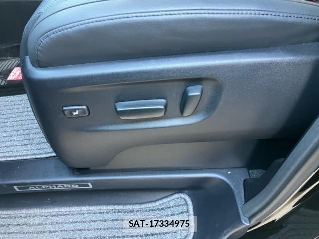 Toyota ALPHARD 2021-11 7356652-7
