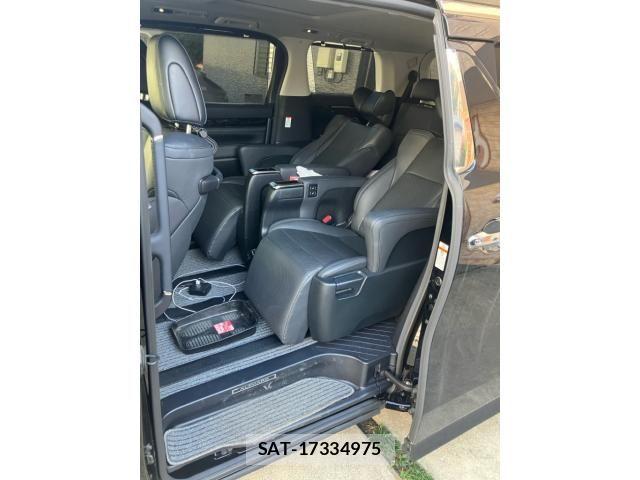 Toyota ALPHARD 2021-11 7356652-8