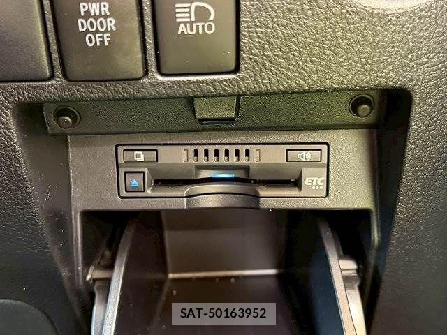 Toyota ALPHARD 2021-03 7356663-8