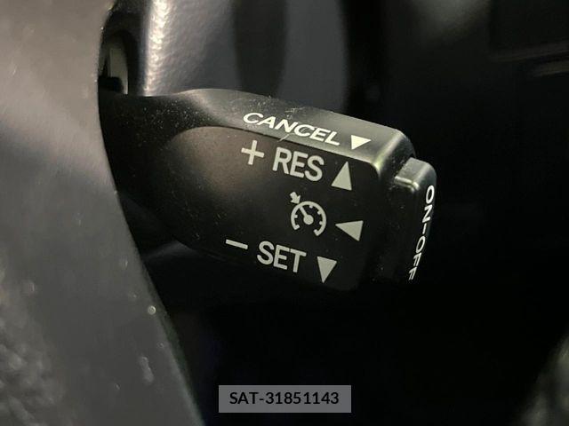 Toyota ALPHARD 2017-04 7356680-7