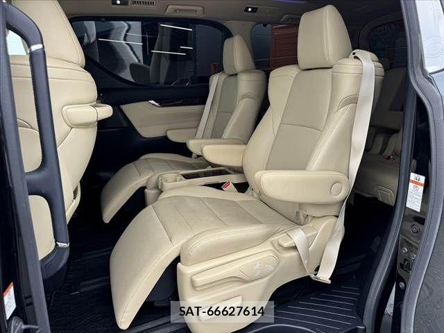Toyota ALPHARD 2018-04 7356667-17