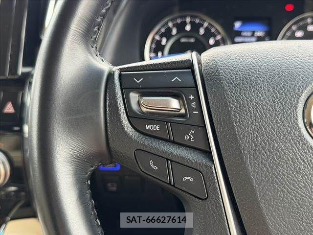 Toyota ALPHARD 2018-04 7356667-26