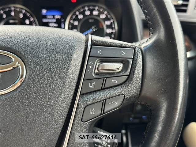 Toyota ALPHARD 2018-04 7356667-27