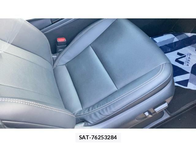 Toyota ALPHARD 2023-11 7356628-9