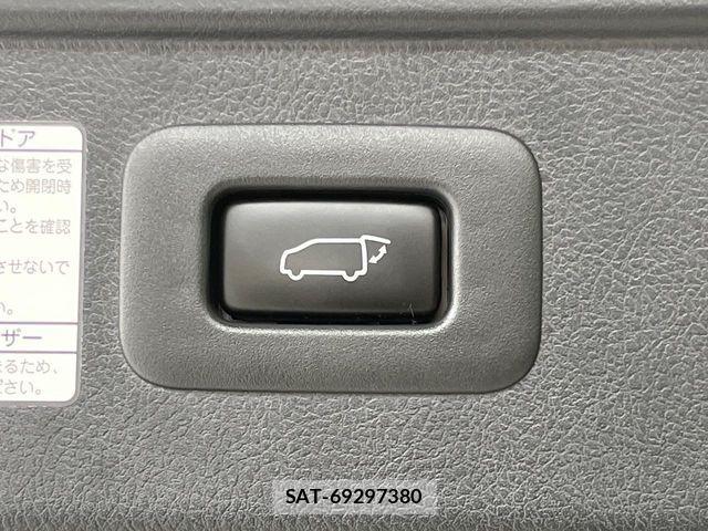 Toyota ALPHARD 2017-04 7356677-6