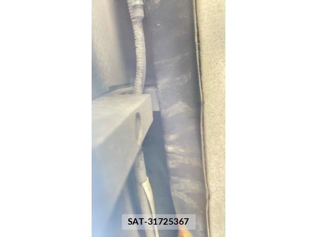 Toyota ALPHARD 2005-06 7356699-25
