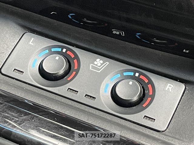 Toyota ALPHARD 2021-03 7356672-12