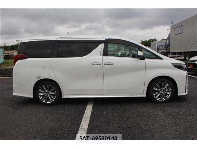 Toyota ALPHARD 2020-08 7356671-8