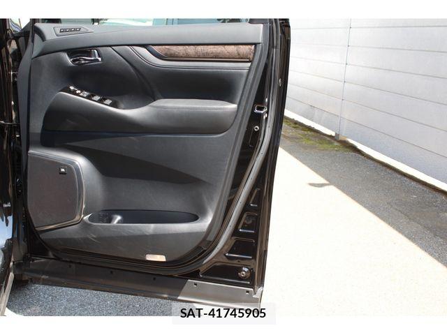 Toyota ALPHARD 2022-02 7356650-11