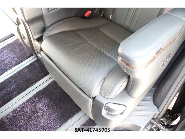 Toyota ALPHARD 2022-02 7356650-16