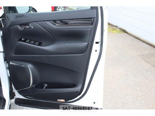 Toyota ALPHARD 2022-02 7356655-14