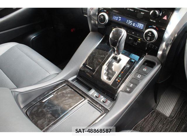Toyota ALPHARD 2022-02 7356655-21