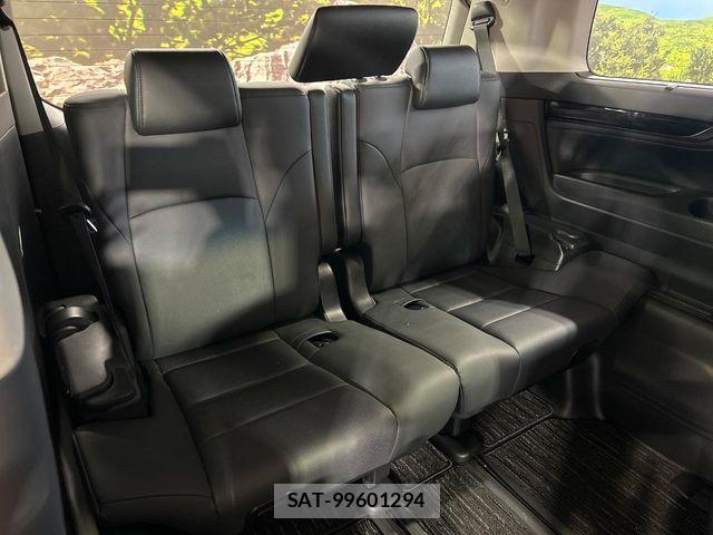 Toyota ALPHARD 2023-01 7356647-9