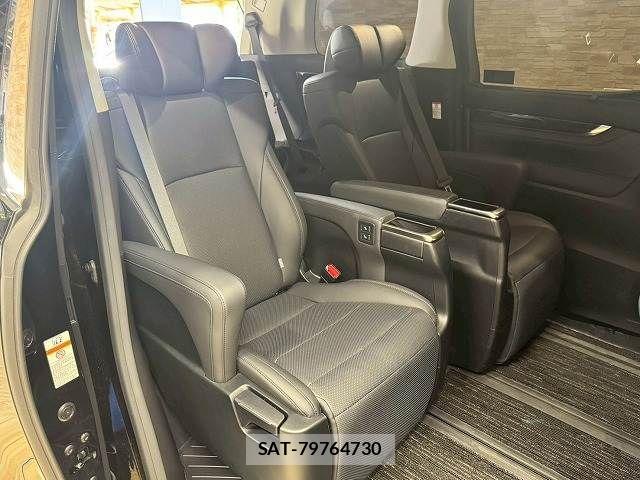 Toyota ALPHARD 2021-04 7356654-5