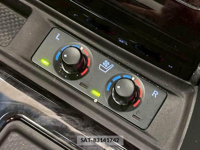 Toyota ALPHARD 2020-07 7356649-10