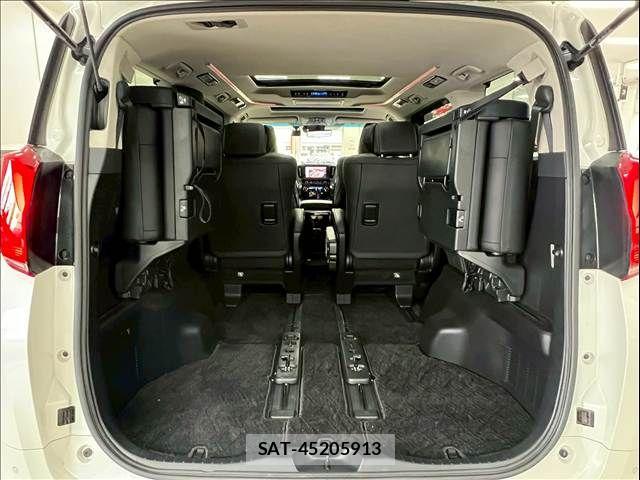 Toyota ALPHARD 2021-04 7356657-19