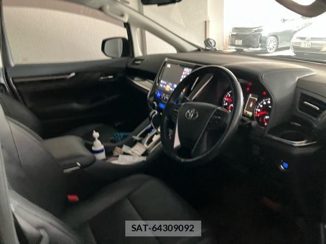 Toyota ALPHARD 2019-03 7356678-14