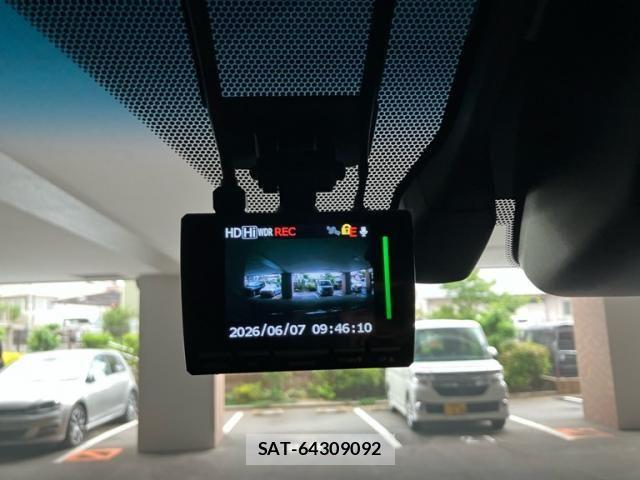 Toyota ALPHARD 2019-03 7356678-20