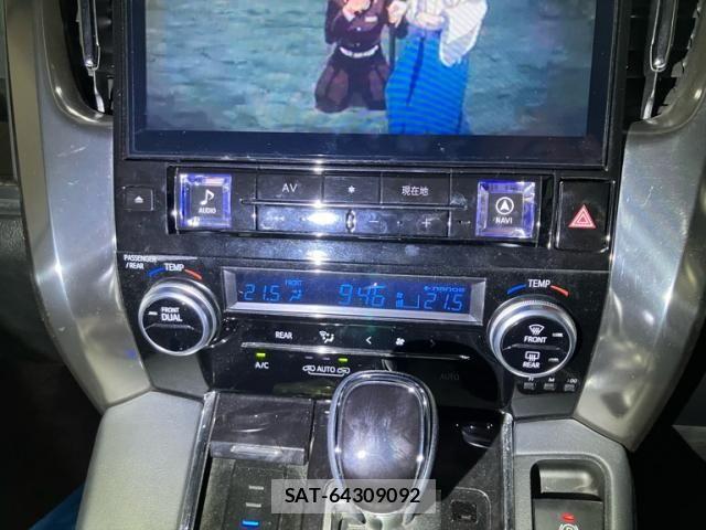 Toyota ALPHARD 2019-03 7356678-25