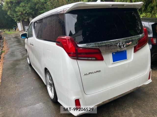 Toyota ALPHARD 2021-07 7356648-6