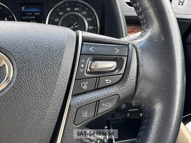 Toyota ALPHARD 2018-05 7356681-28