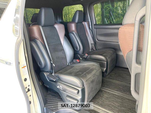 Toyota ALPHARD 2017-02 7391214-8