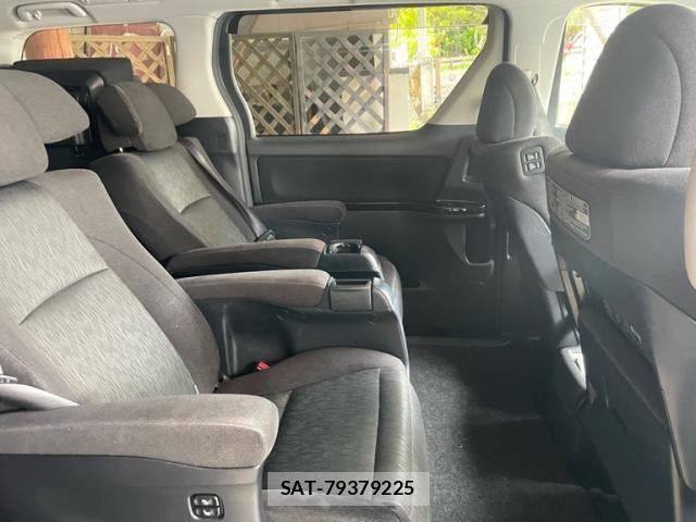 Toyota ALPHARD 2012-04 7391223-13