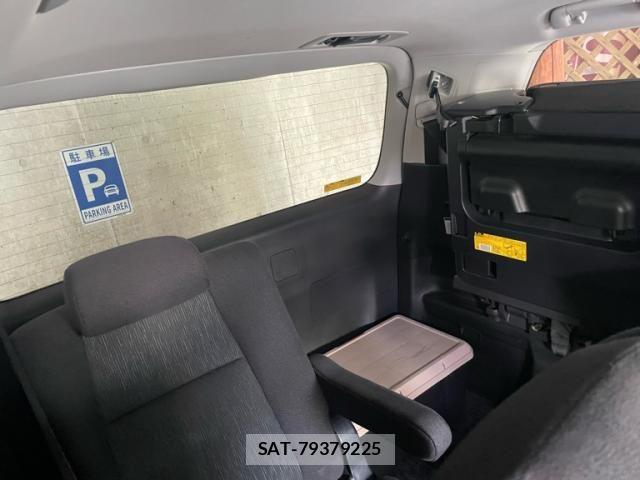 Toyota ALPHARD 2012-04 7391223-14