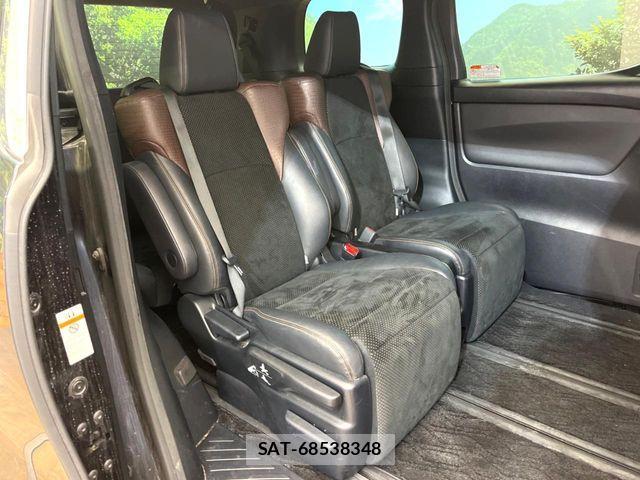 Toyota ALPHARD 2016-11 7391216-8
