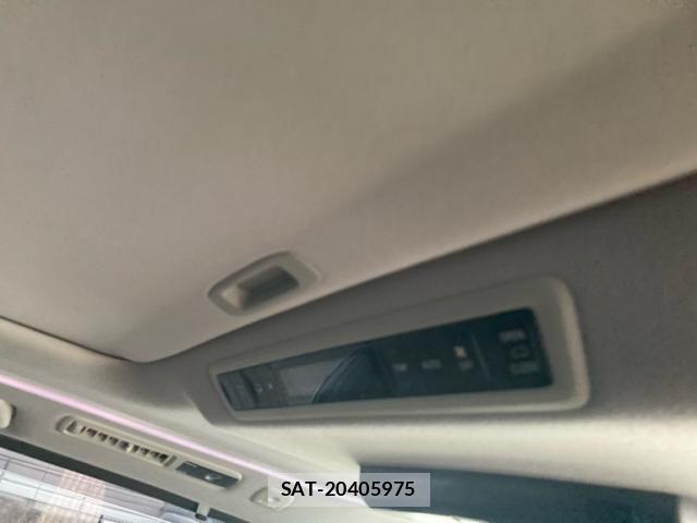 Toyota ALPHARD 2019-01 7391208-9