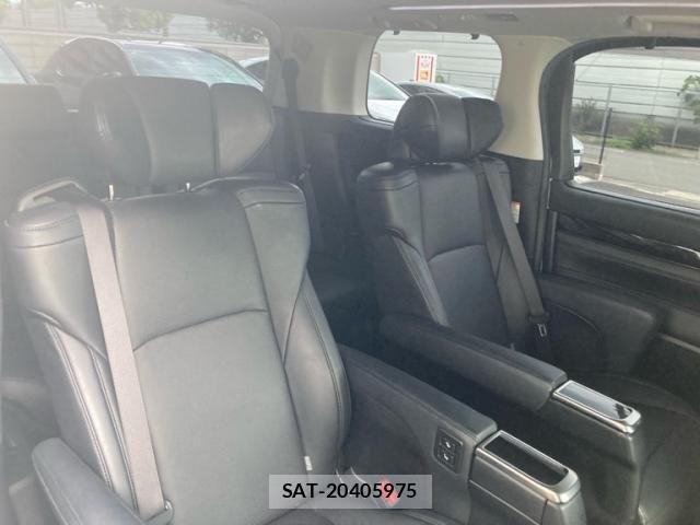 Toyota ALPHARD 2019-01 7391208-7