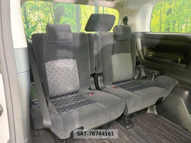 Toyota ALPHARD 2017-11 7452645-9