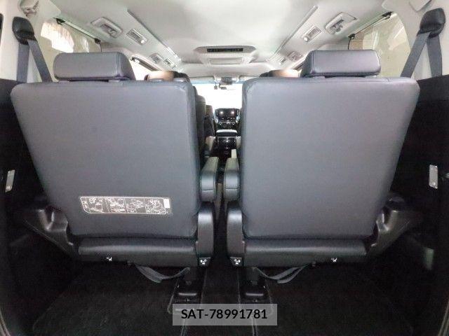 Toyota ALPHARD 2019-03 7452628-15